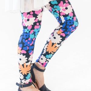 NWT Agnes & Dora Adult leggings Garden Girl XS